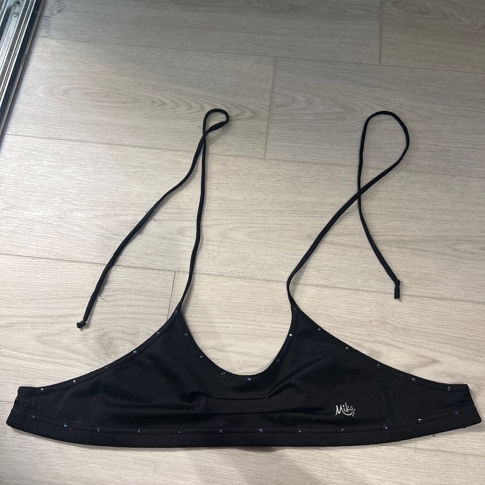 Mika yoga hot yoga sequence bra